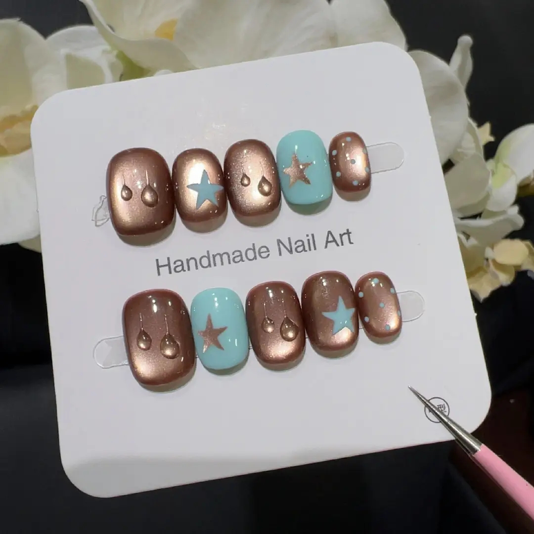 10개 고급 소형 갈색 물방울 모양 수제 프렌치 팁 네 - Nail Art Emerald 리뷰 및 가격